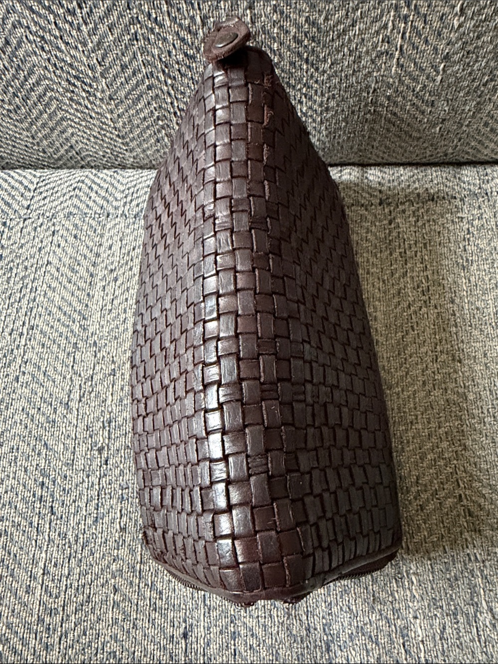 Ashwood Women’s Brown Leather Zip Around Woven Wallet. - Picture 12 of 12